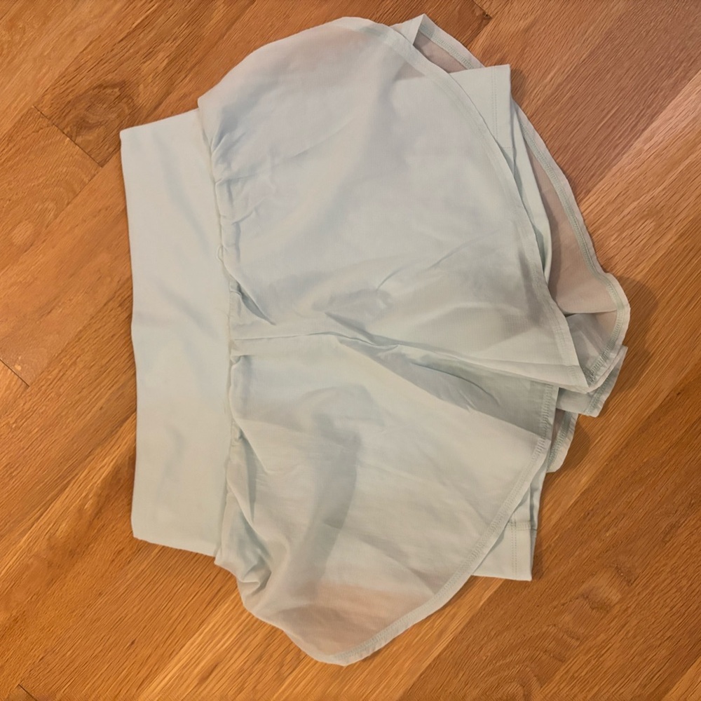 Super cute shorts - pretty color, great material